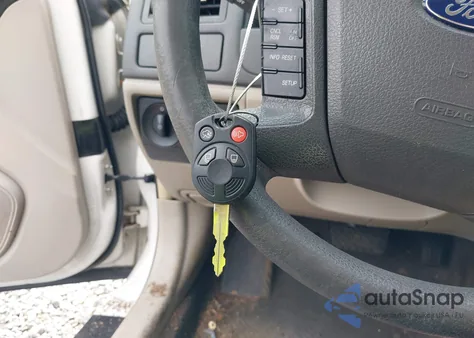 2011 Ford Fusion S z USA, uszkodzony, nr VIN 3FAHP0GA7BR191213